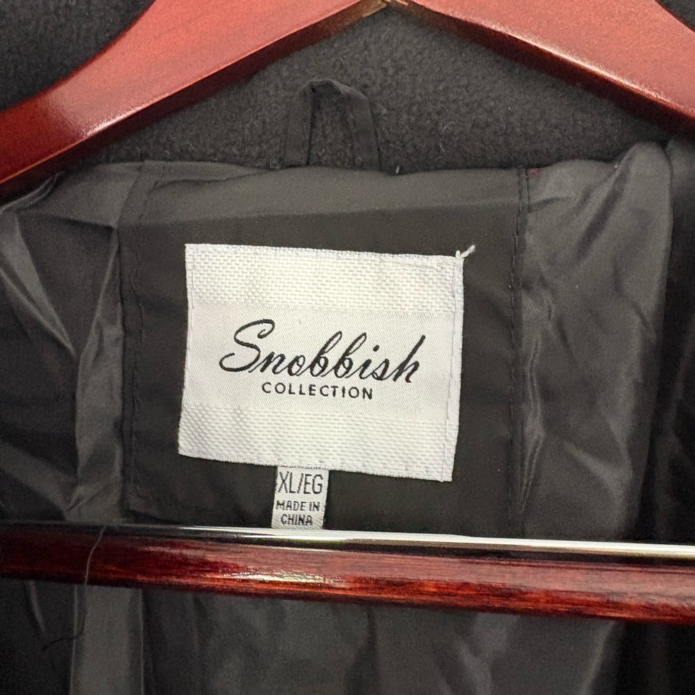 Snobbish Collection Women's Black Puffer Jacket